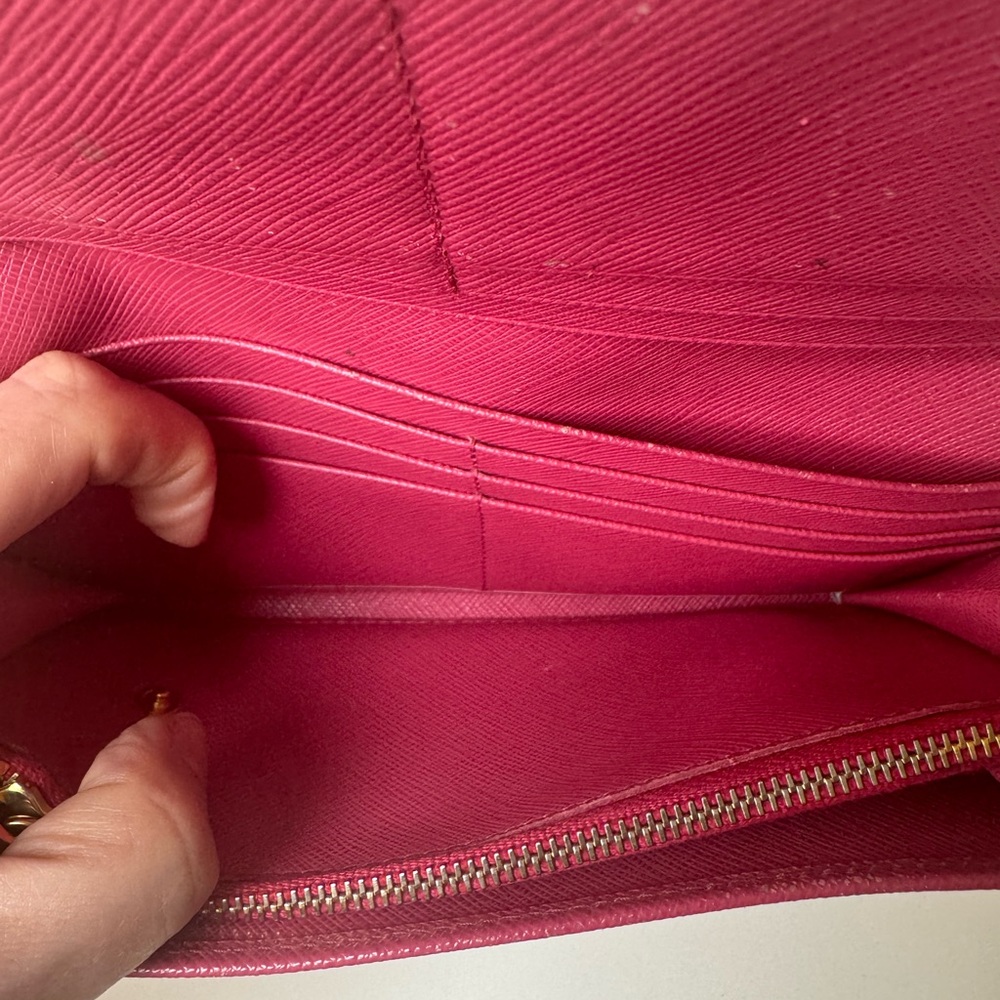 Prada Women’s Long Saffiano Metal Peonia Wallet - Picture 10 of 15